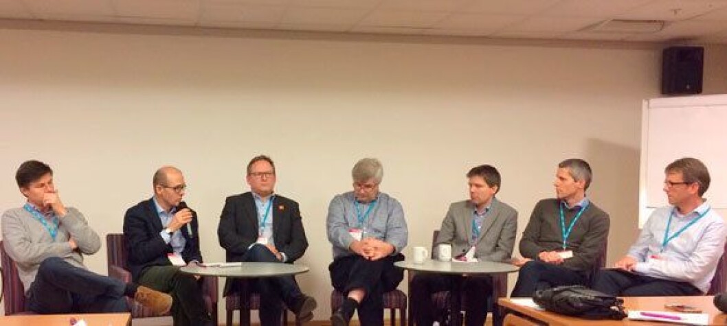 Fra venstre: Per Olav Østbyhaug (Helseplattformen), Aslak Aslaksen (Haukeland/FLSB), Ketil Solvang (Carestream), Per Meinich (Spesialrådgiver, HSØ-RHF), Petter Østby (SECTRA), Ørjan Andersen (Helse Vest IKT) og Øyvind Høyland (St. Olavs Hospital). Foto: Håkon Hjemly Fra venstre: Per Olav Østbyhaug (Helseplattformen), Aslak Aslaksen (Haukeland/FLSB), Ketil Solvang (Carestream), Per Meinich (Spesialrådgiver, HSØ-RHF), Petter Østby (SECTRA), Ørjan Andersen (Helse Vest IKT) og Øyvind Høyland (St. Olavs Hospital). Foto: Håkon Hjemly