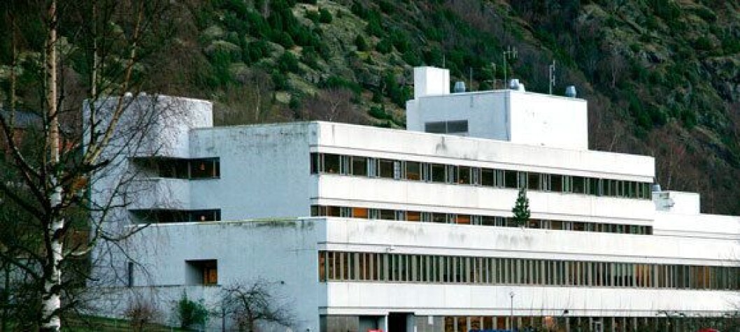 Den nye MR-maskinen ventes å være i drift ved Lærdal sjukehus (bildet) fra slutten av 2017. Det vil gi folk i kommunen og områdene rundt mindre reisevei og kortere ventetid når de skal få utført MR-undersøkelser. Foto: Helse Førde HF Den nye MR-maskinen ventes å være i drift ved Lærdal sjukehus (bildet) fra slutten av 2017. Det vil gi folk i kommunen og områdene rundt mindre reisevei og kortere ventetid når de skal få utført MR-undersøkelser. Foto: Helse Førde HF