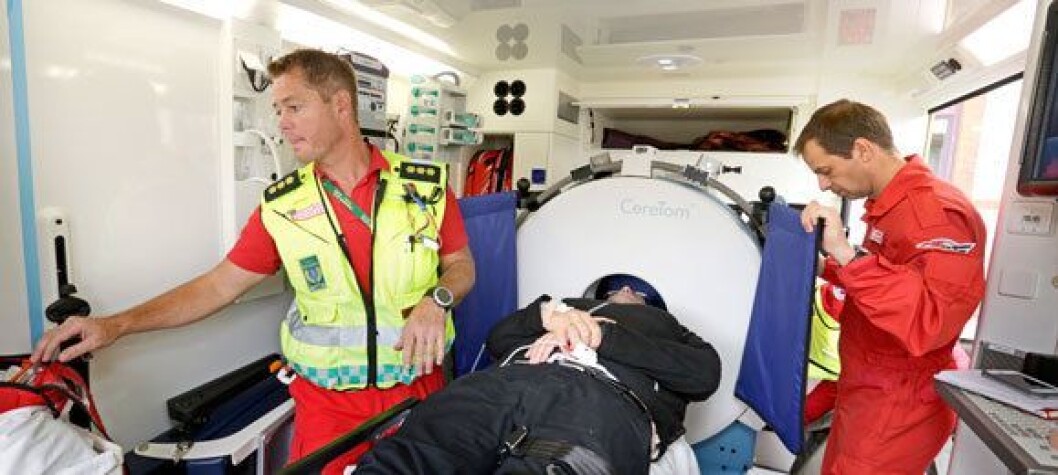 Slagambulansen burde hatt med en radiograf til å håndtere CT-en, mener Norsk Radiografforbund. Foto: Fredrik Neumann Slagambulansen burde hatt med en radiograf til å håndtere CT-en, mener Norsk Radiografforbund. Foto: Fredrik Neumann