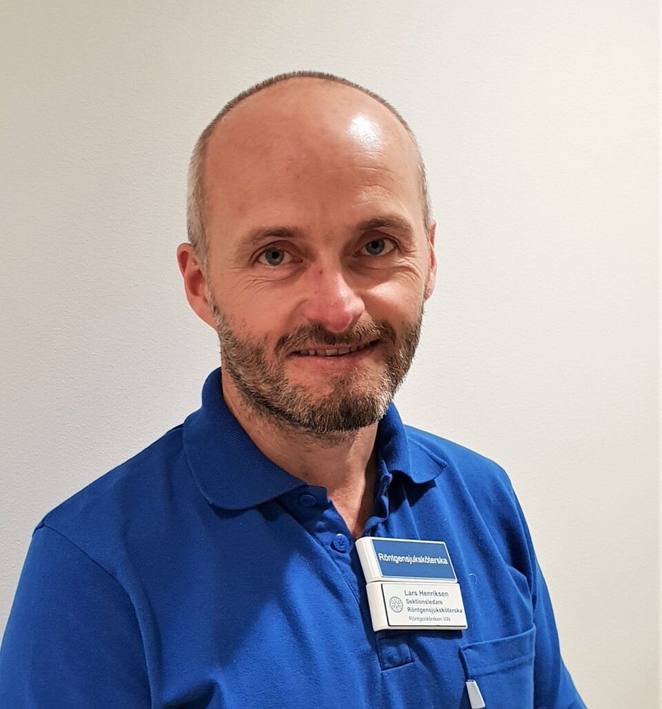 Lars HenriksenFra: Larvik. Utdannet: Bergen 95–98, Birmingham (beskrivende radiograf)16–17. Antall år i Norrköping: 15. Beskrivende radiograf, seksjonsleder, konvensjonell røntgen, prosjektleder mobilrøntgen.