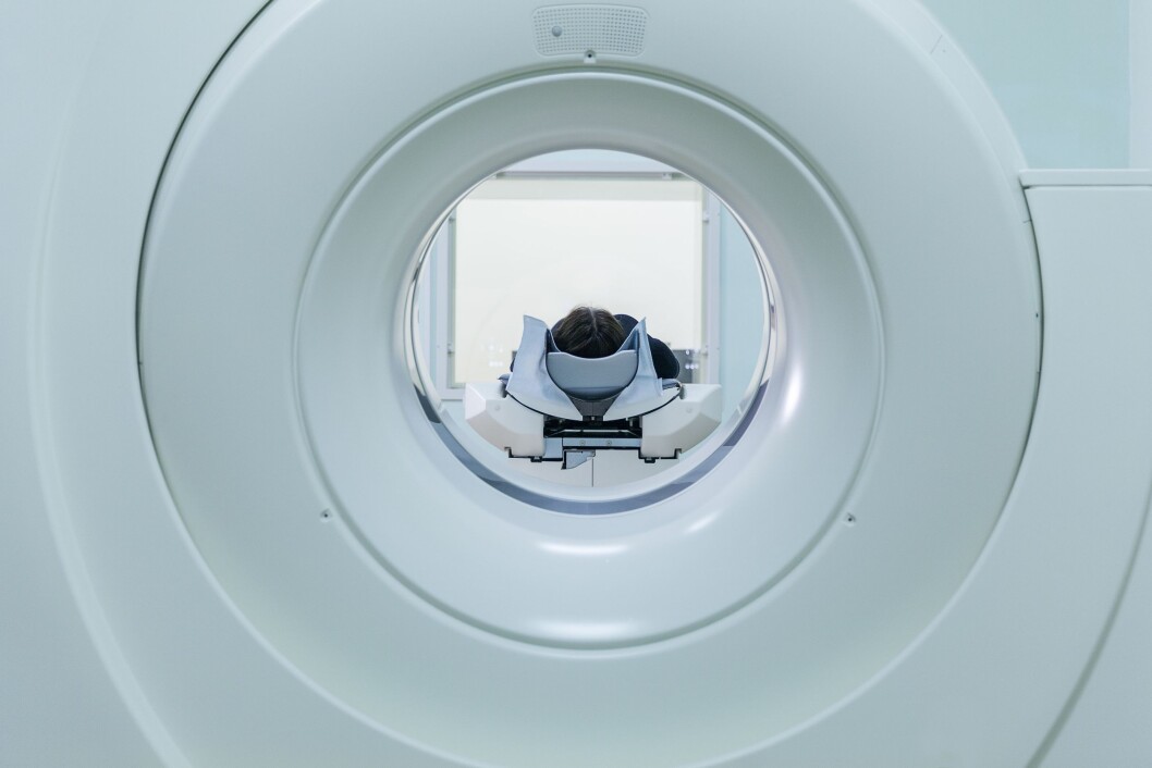Når det hevdes at CT-maskinen er blitt så effektiv og selvgående at det har redusert kravet til radiografens kompetanse og i stedet ført til en negativ utvikling av radiografrollen, må det en motkommentar til, mener NRF-fagsjef Håkon Hjemly, som her bringer nettopp det. Når det hevdes at CT-maskinen er blitt så effektiv og selvgående at det har redusert kravet til radiografens kompetanse og i stedet ført til en negativ utvikling av radiografrollen, må det en motkommentar til, mener NRF-fagsjef Håkon Hjemly, som her bringer nettopp det.
