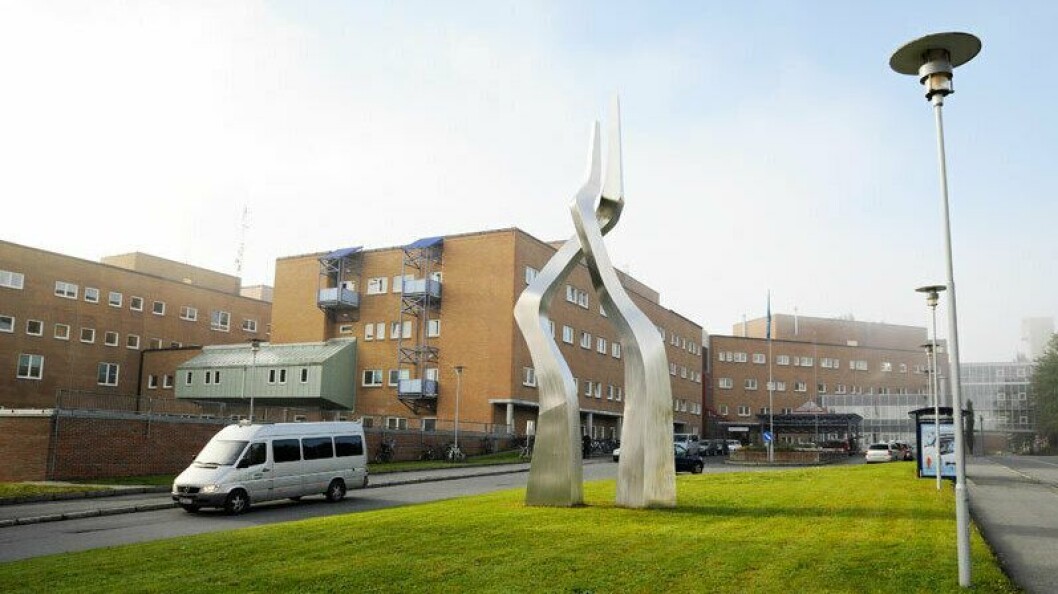 Den nye løsningen gir rekvirerende lege automatisk oversikt over hvilke radiologiske undersøkelser som tilbys hvor i Helse Nord, og hvor lang ventetid det er på de ulike stedene. På bildet ser vi UNN Tromsø. Foto: Jan Fredrik Franzen/UNN/Wikimedia Commons Den nye løsningen gir rekvirerende lege automatisk oversikt over hvilke radiologiske undersøkelser som tilbys hvor i Helse Nord, og hvor lang ventetid det er på de ulike stedene. På bildet ser vi UNN Tromsø. Foto: Jan Fredrik Franzen/UNN/Wikimedia Commons